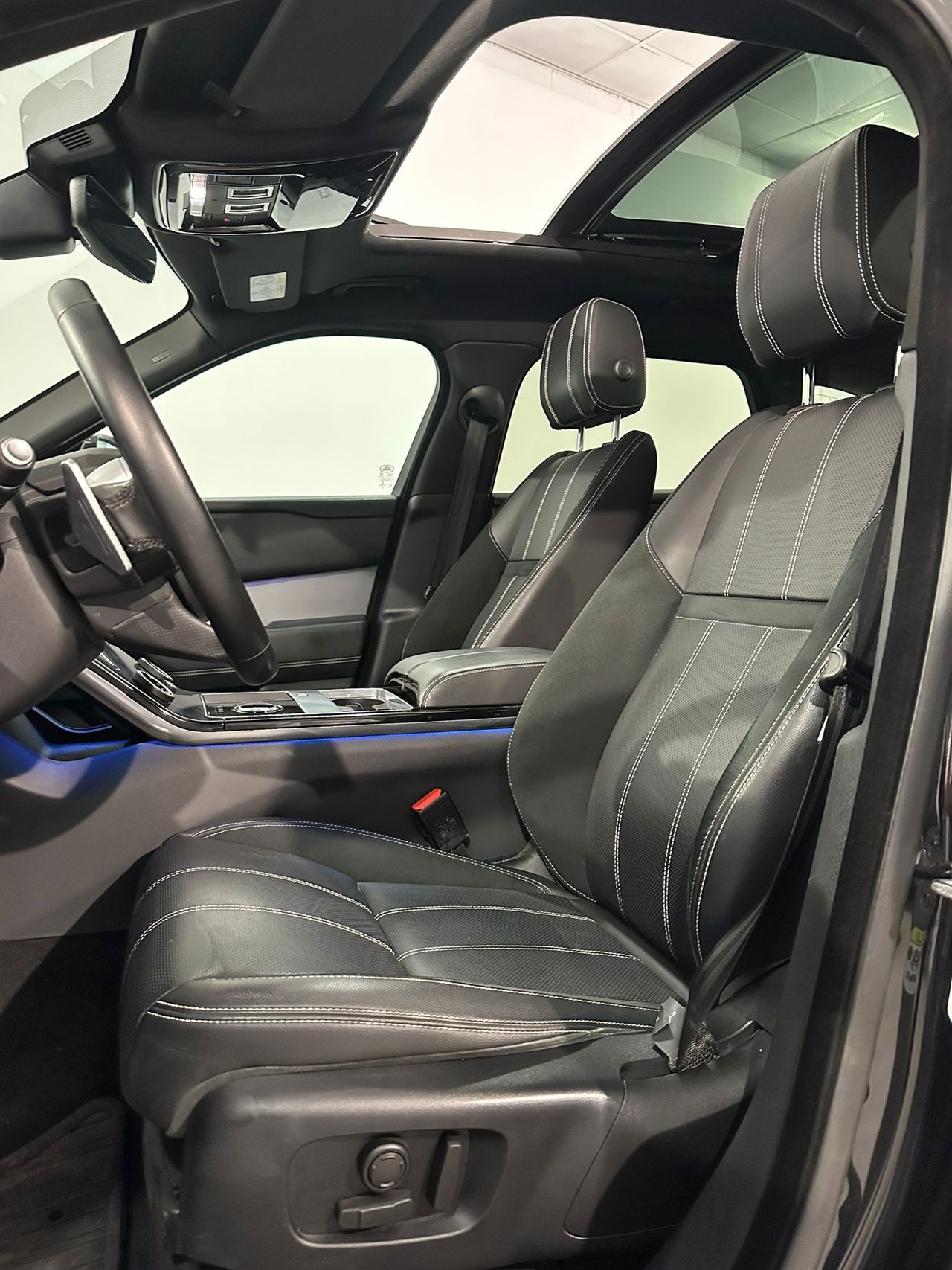 Foto Land-Rover Range Rover Velar 9