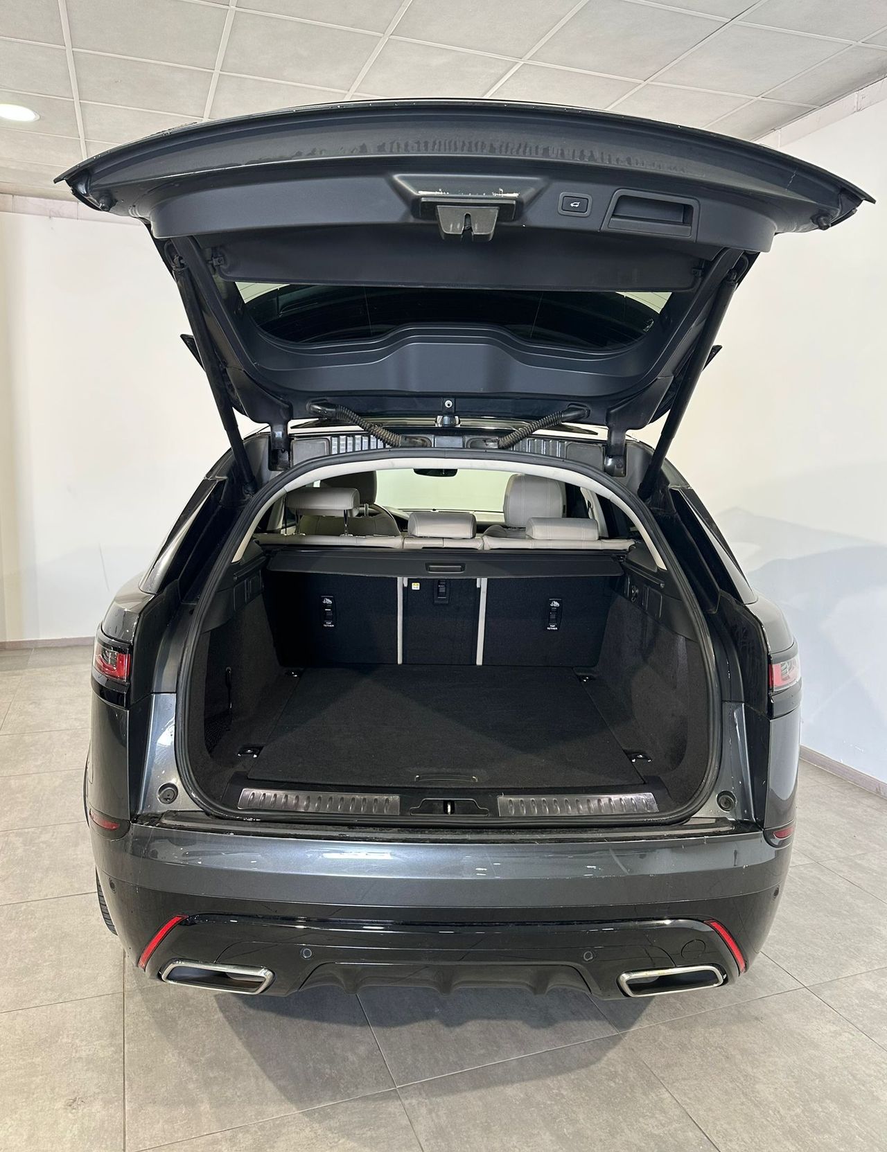 Foto Land-Rover Range Rover Velar 4