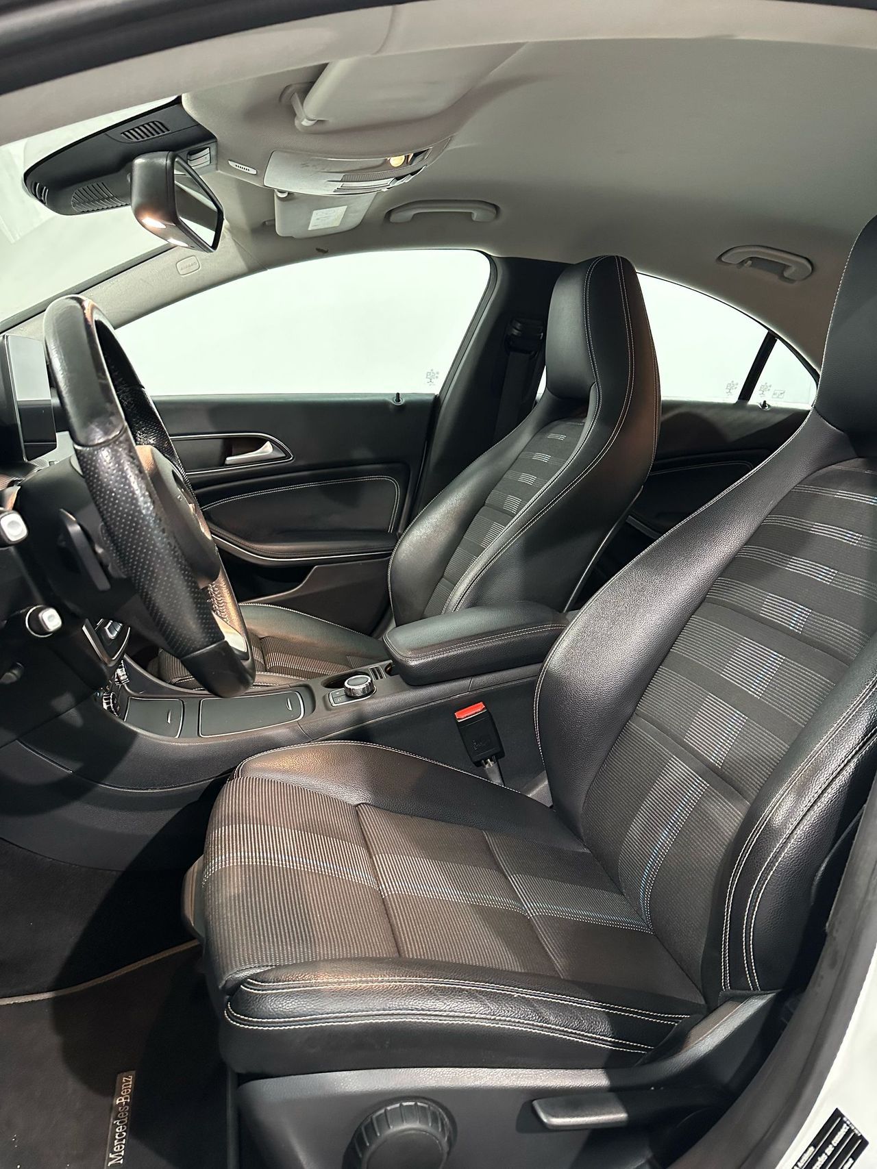 Foto Mercedes-Benz Clase CLA 10