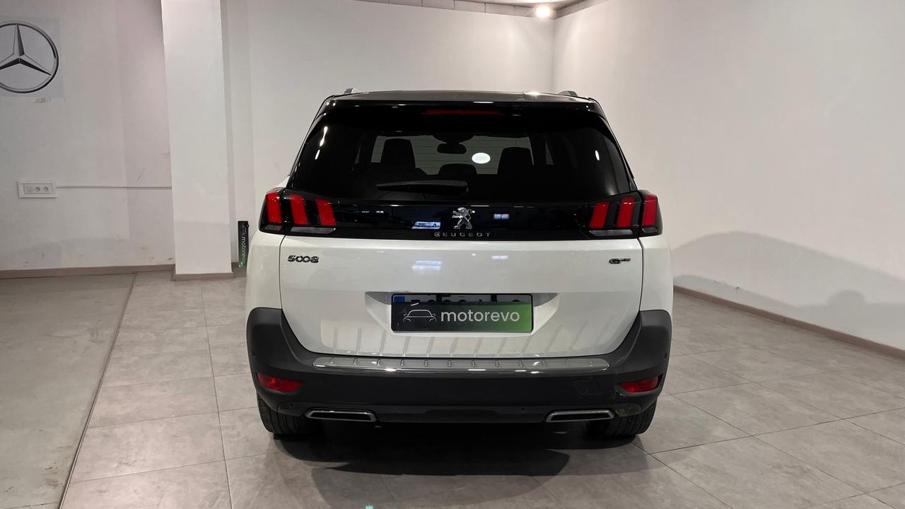 Foto Peugeot 5008 2