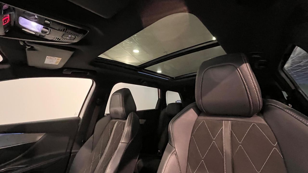 Foto Peugeot 5008 11