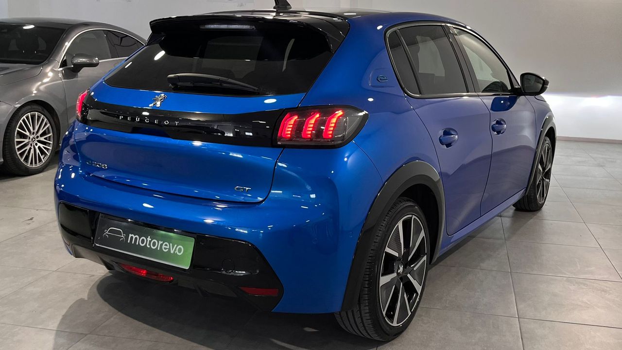 Foto Peugeot e-208 7