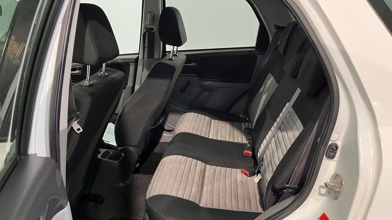 Foto Suzuki SX4 4