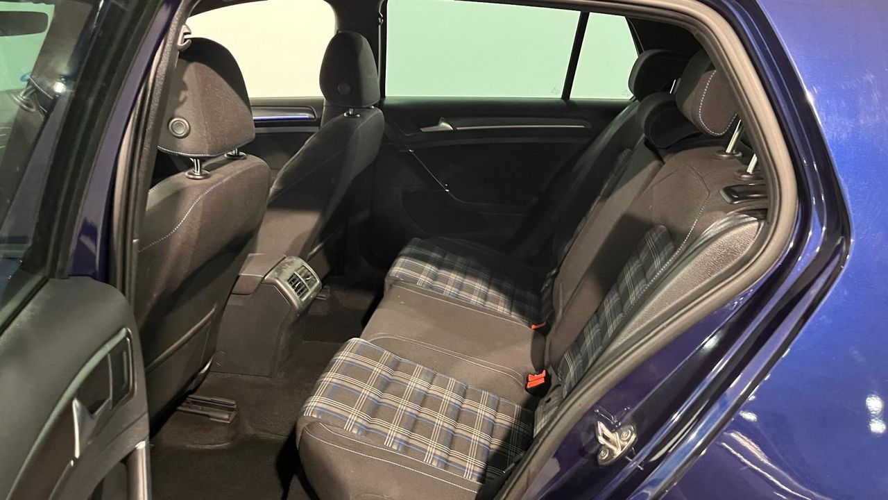 Foto Volkswagen Golf 11