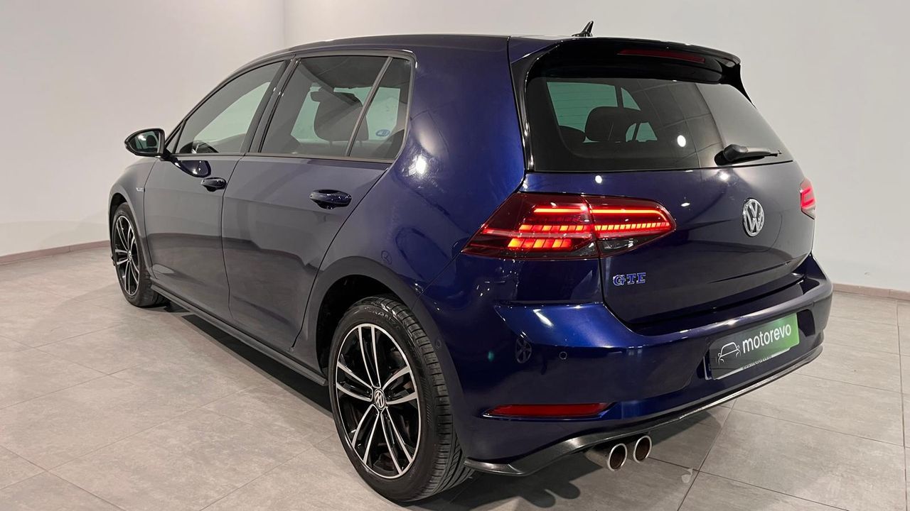 Foto Volkswagen Golf 14