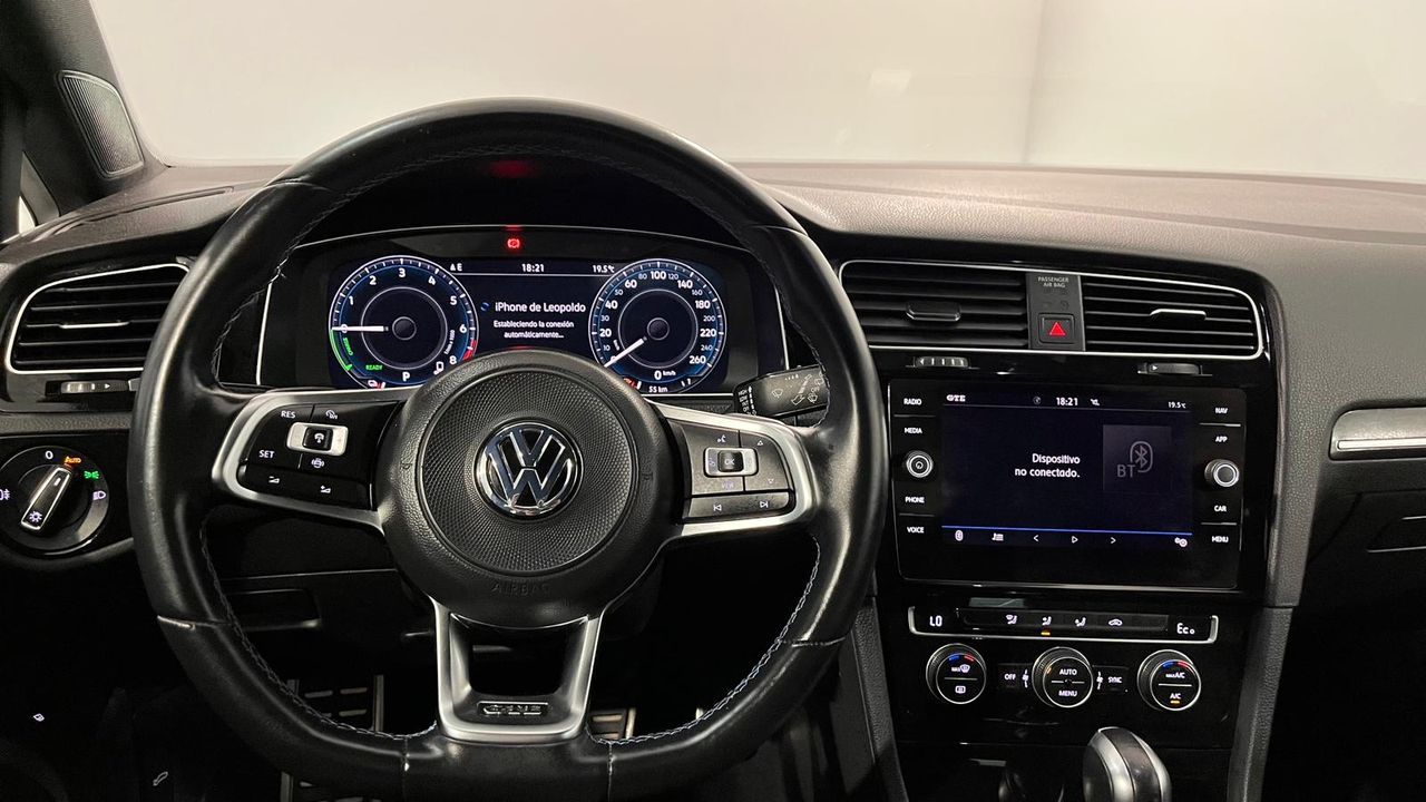 Foto Volkswagen Golf 15