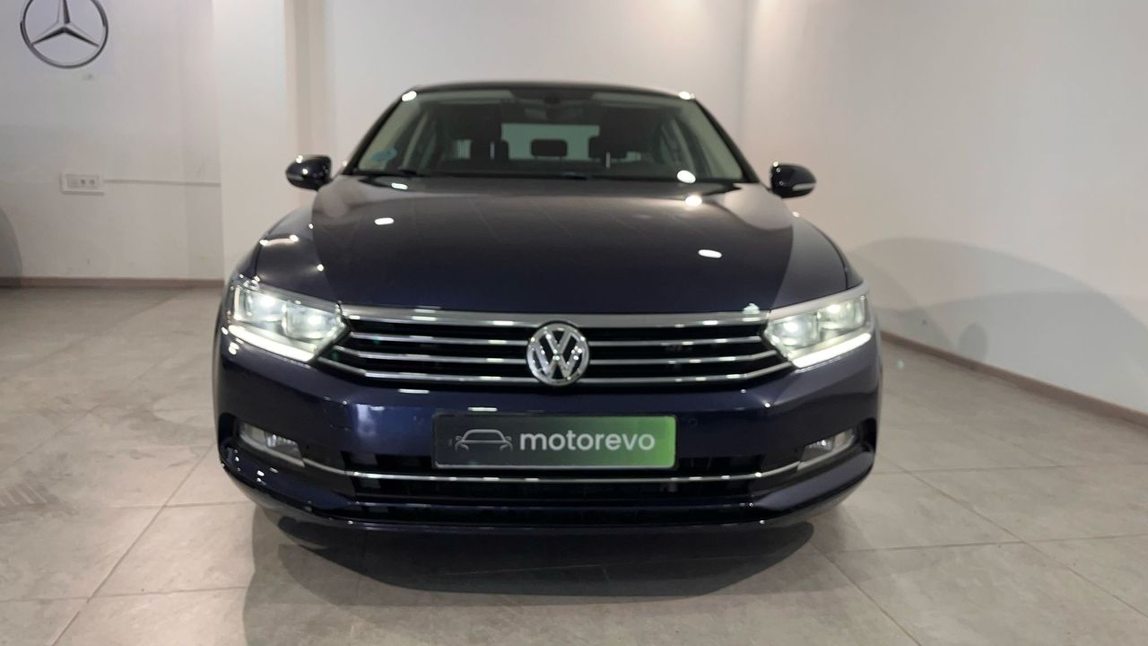 Foto Volkswagen Passat 14