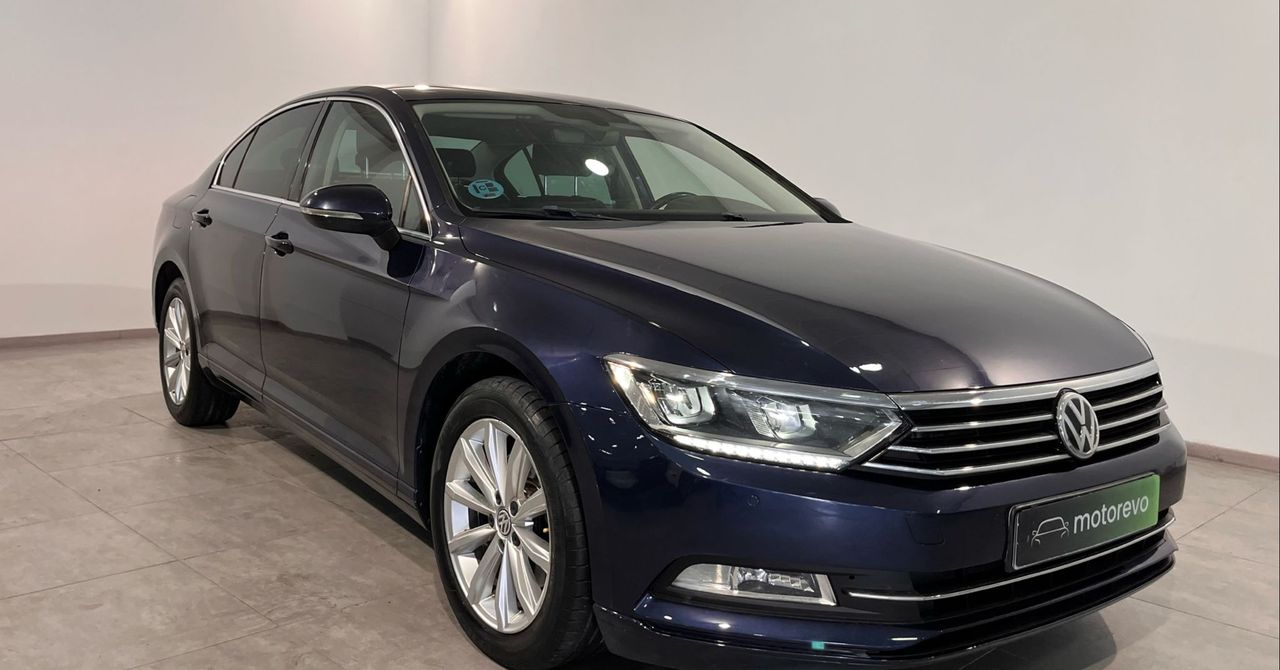 Foto Volkswagen Passat 16