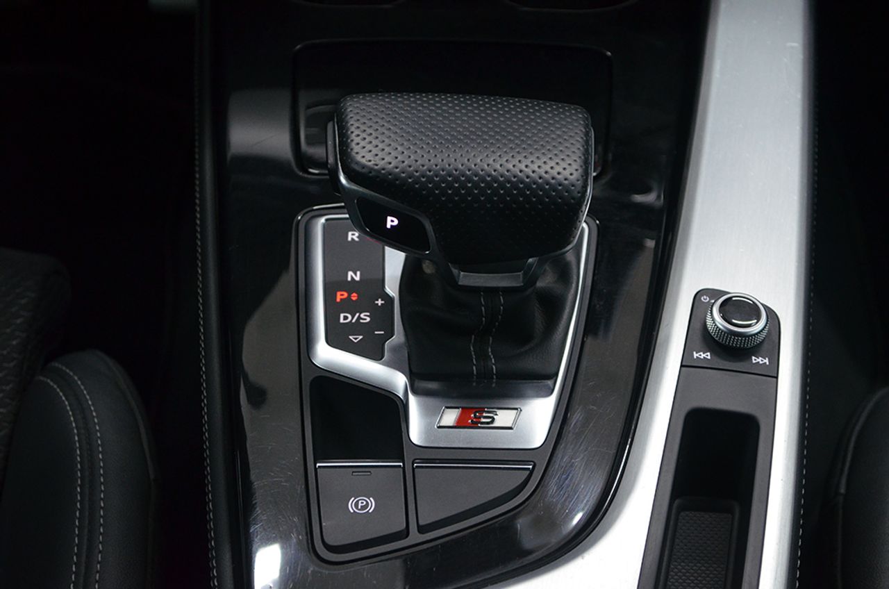Foto Audi S4 14