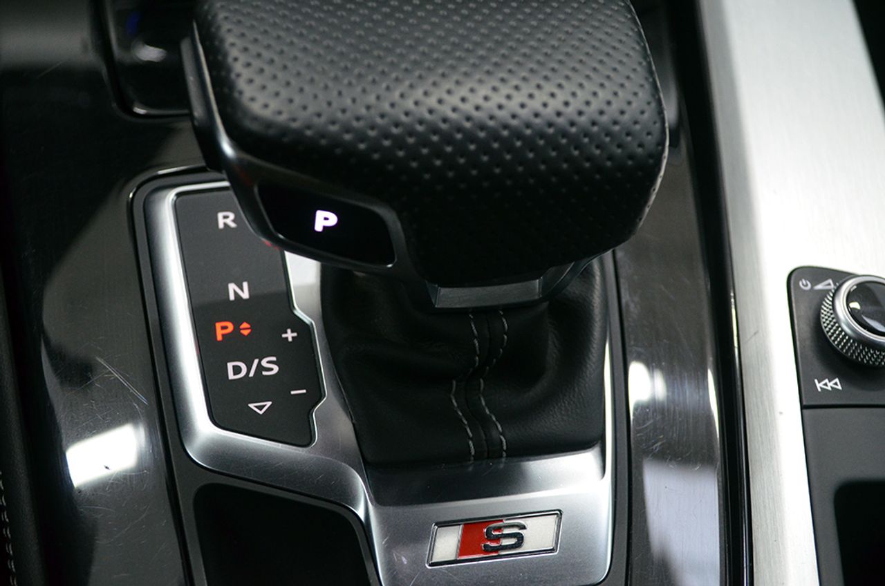 Foto Audi S4 77