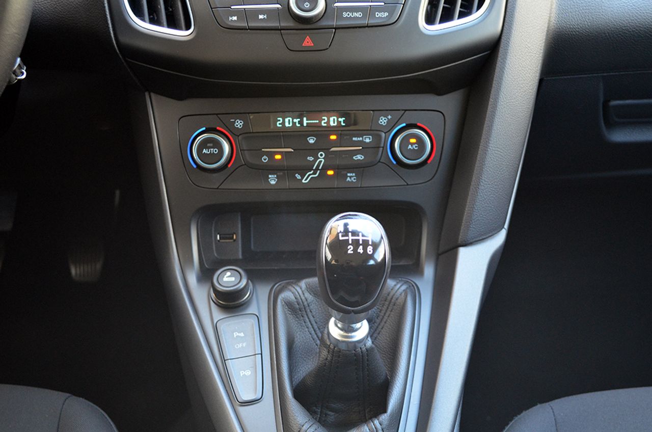 Foto Ford Focus 14