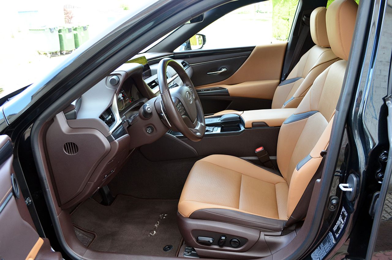 Foto Lexus ES 7