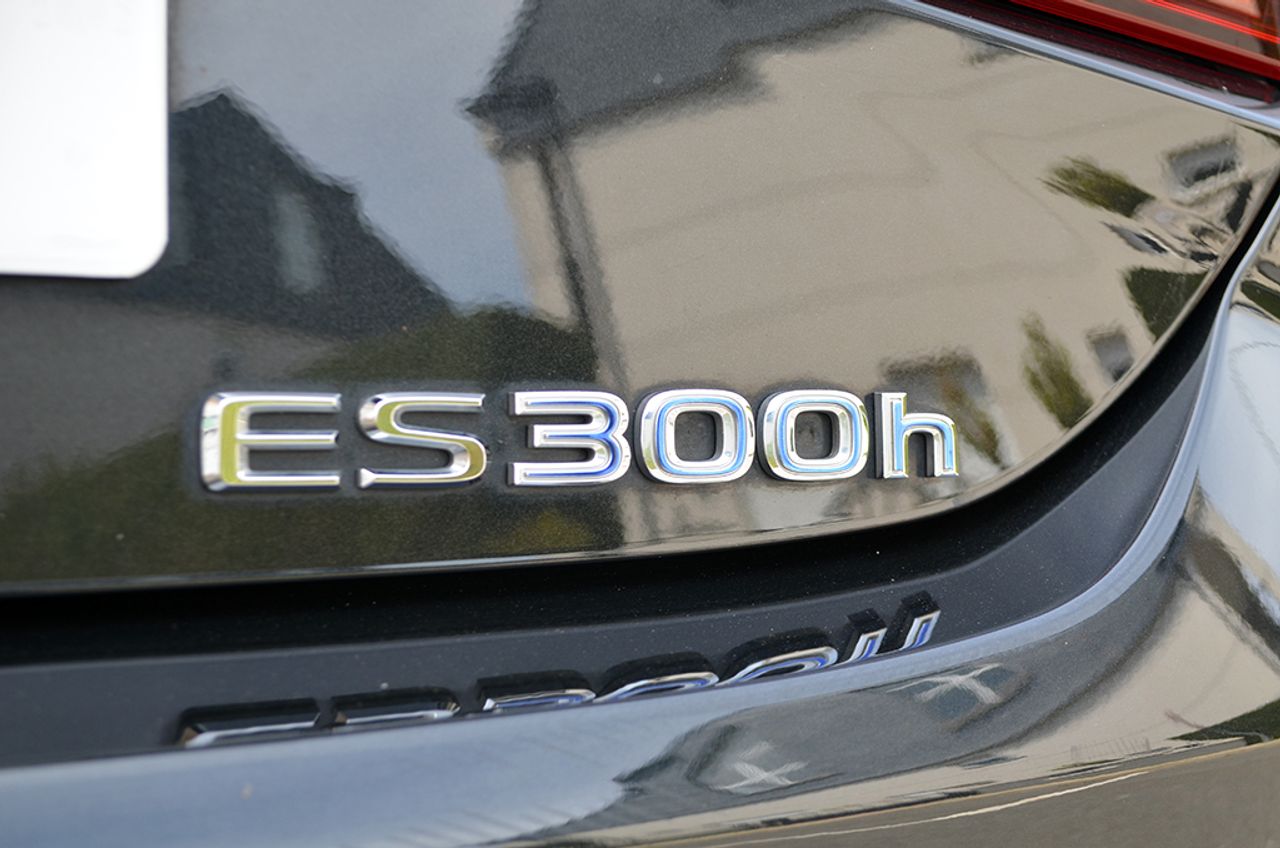 Foto Lexus ES 88