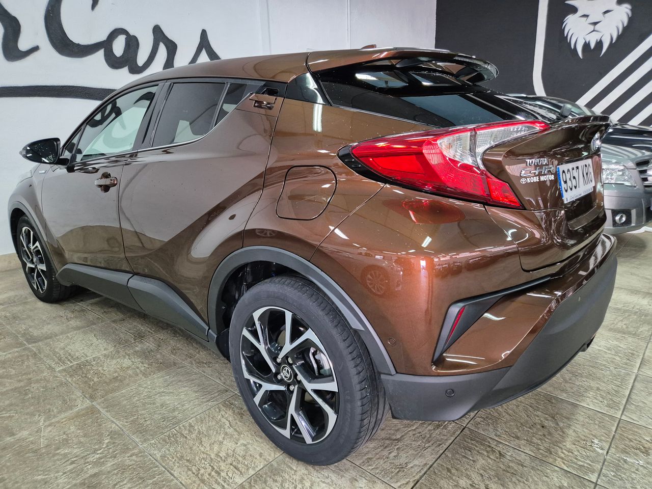 Foto Toyota C-HR 28