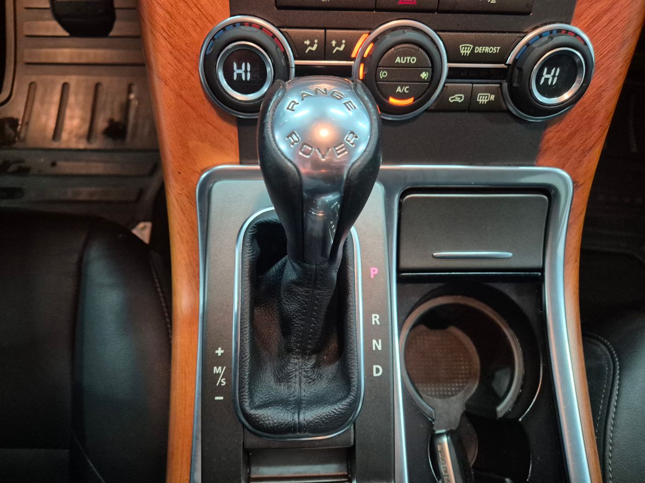 Foto Land-Rover Range Rover Sport 16