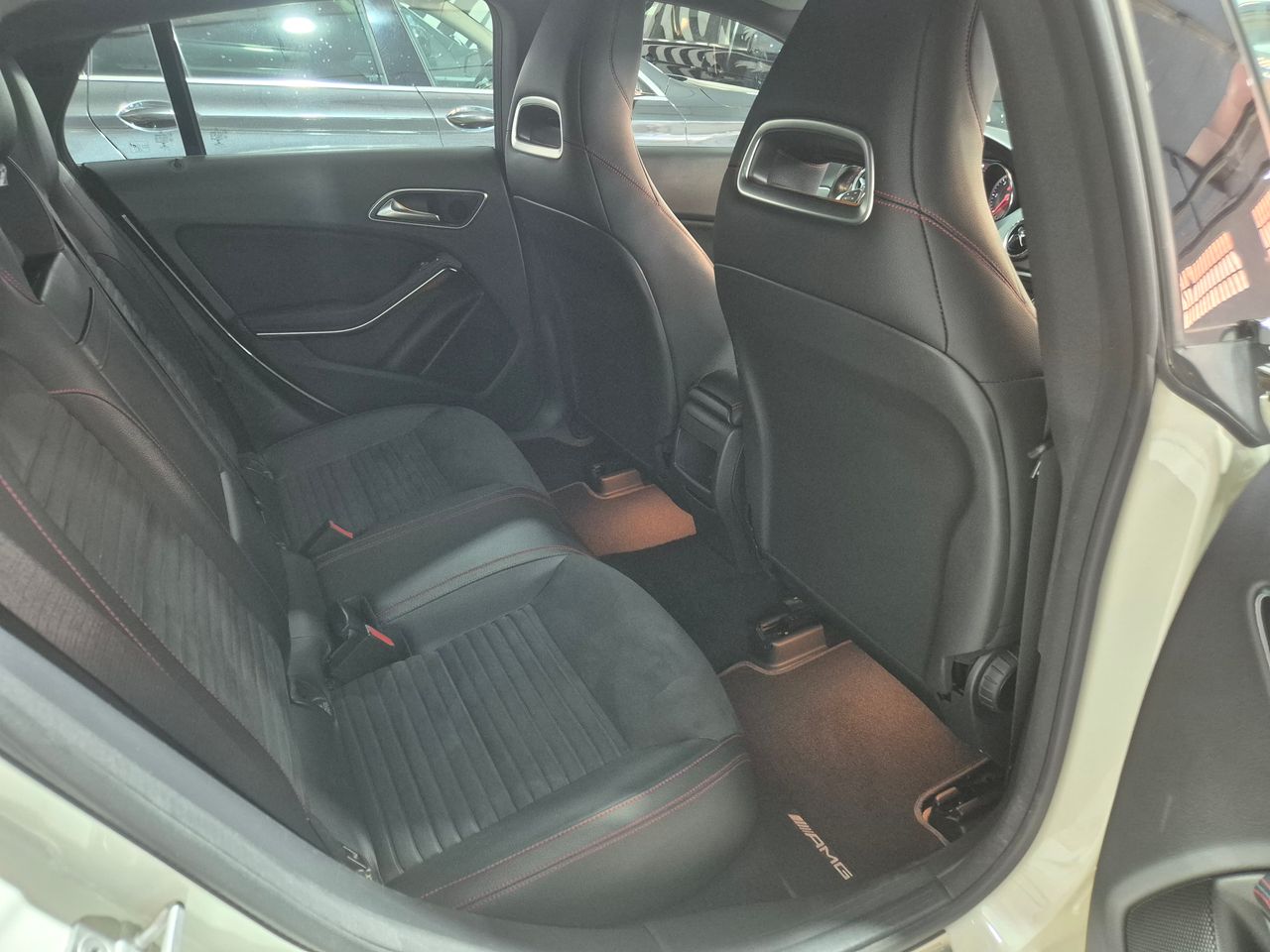 Foto Mercedes-Benz Clase CLA 6