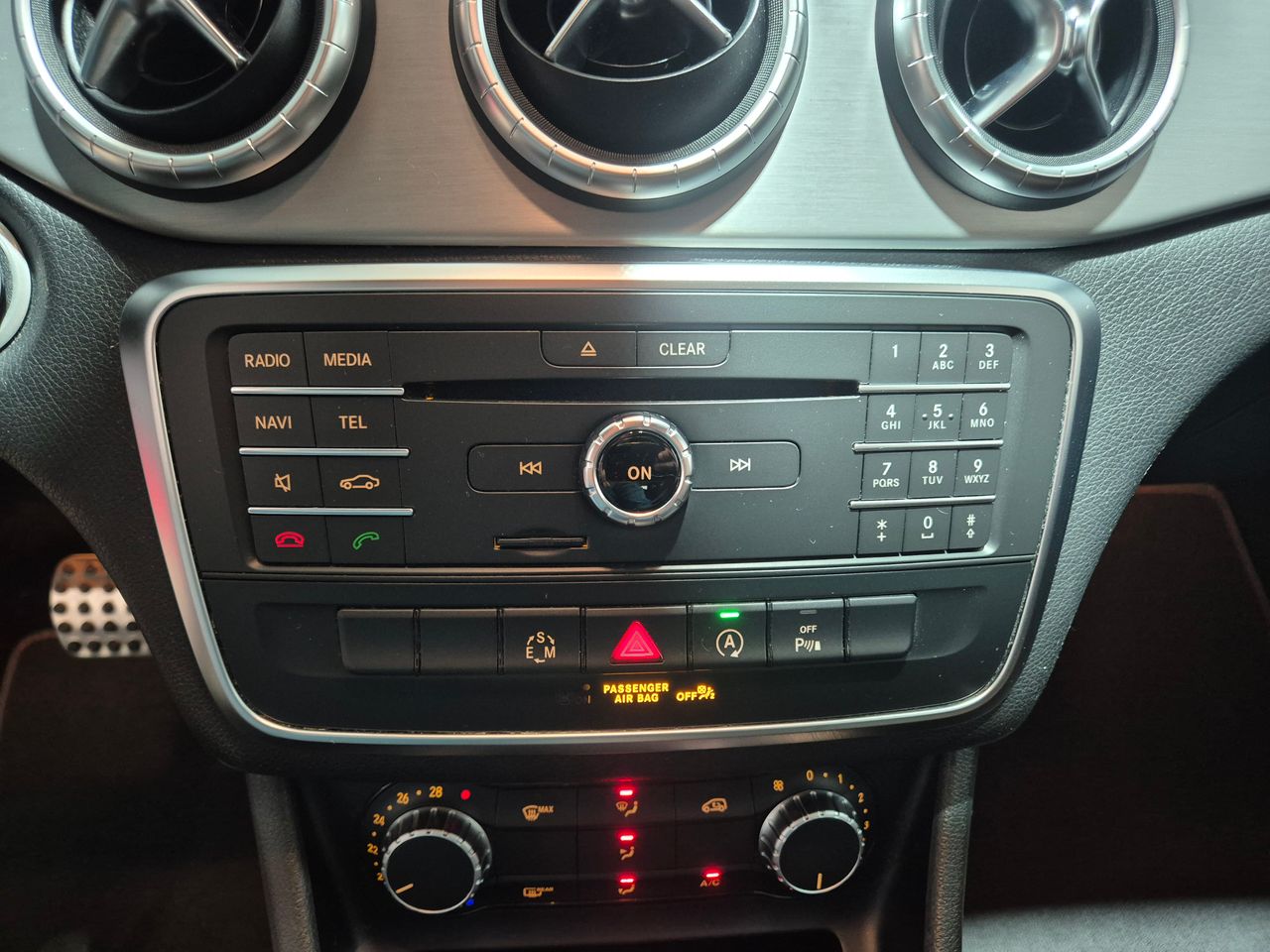 Foto Mercedes-Benz Clase CLA 19