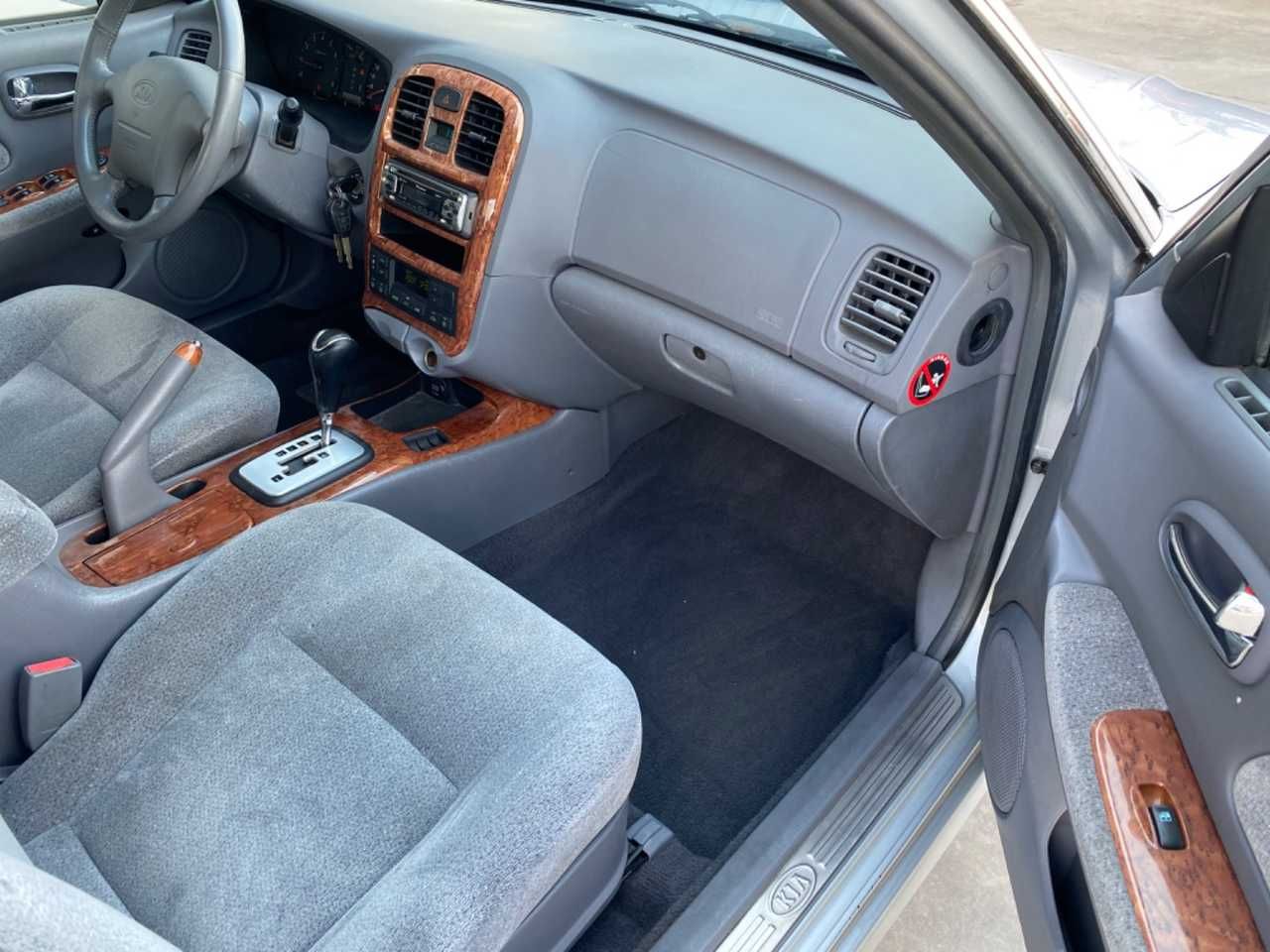 Foto Kia Magentis 4