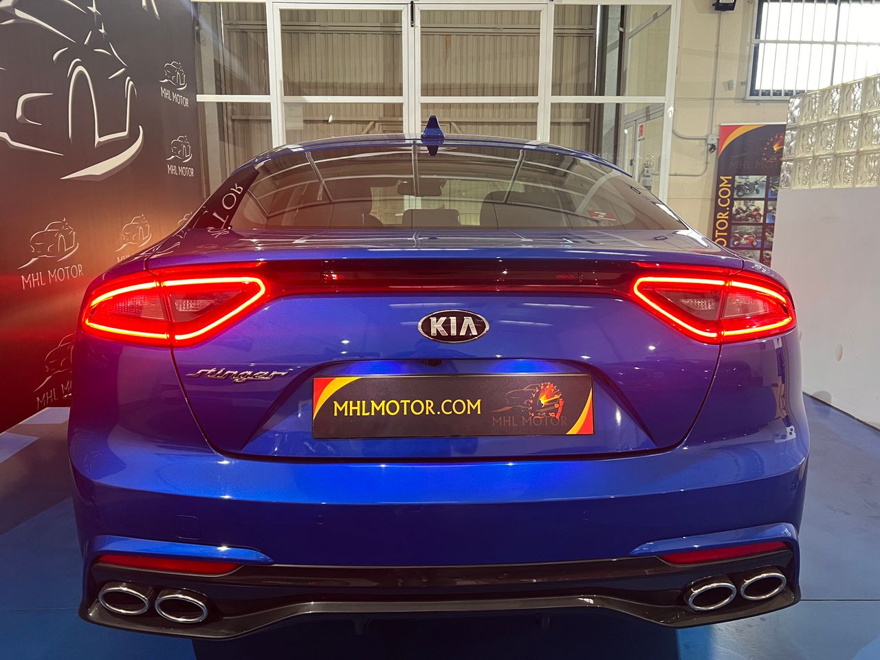 Foto Kia Stinger 4