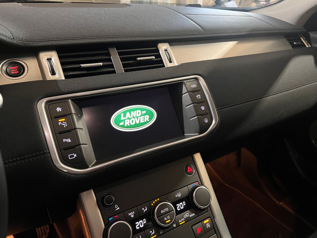 Foto Land-Rover Range Rover Evoque 49