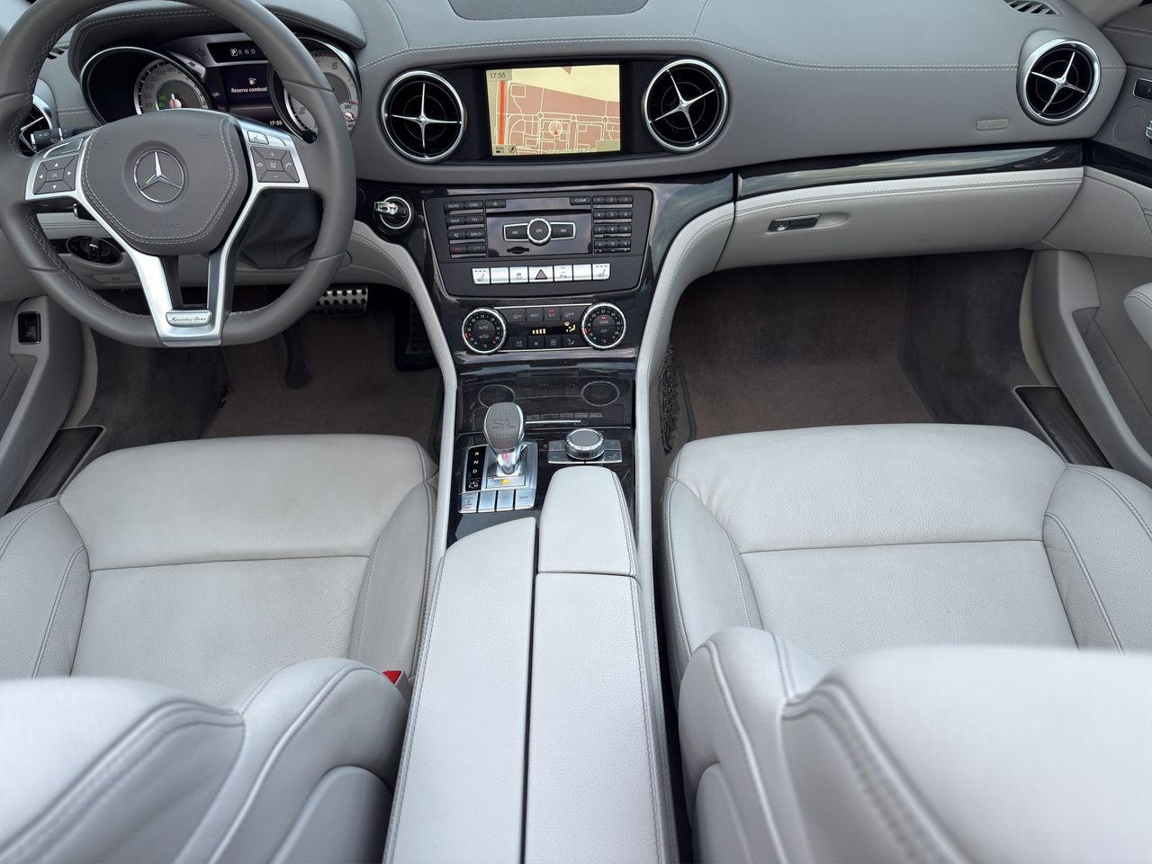 Foto Mercedes-Benz Clase SL 23