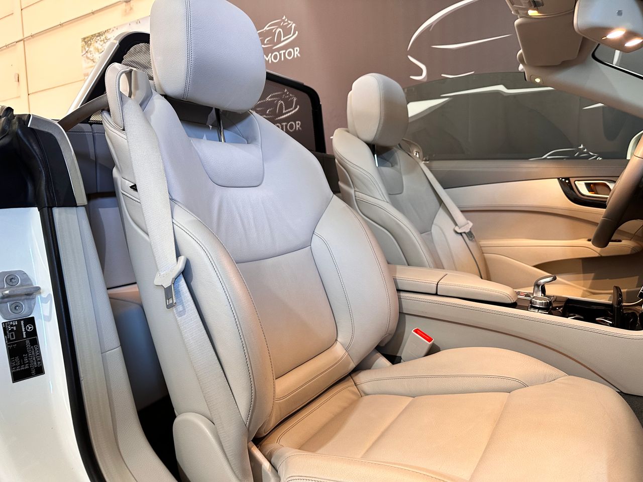 Foto Mercedes-Benz Clase SL 25