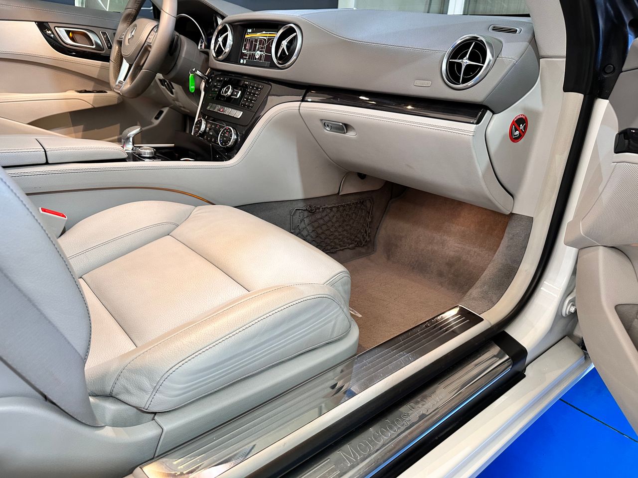 Foto Mercedes-Benz Clase SL 44