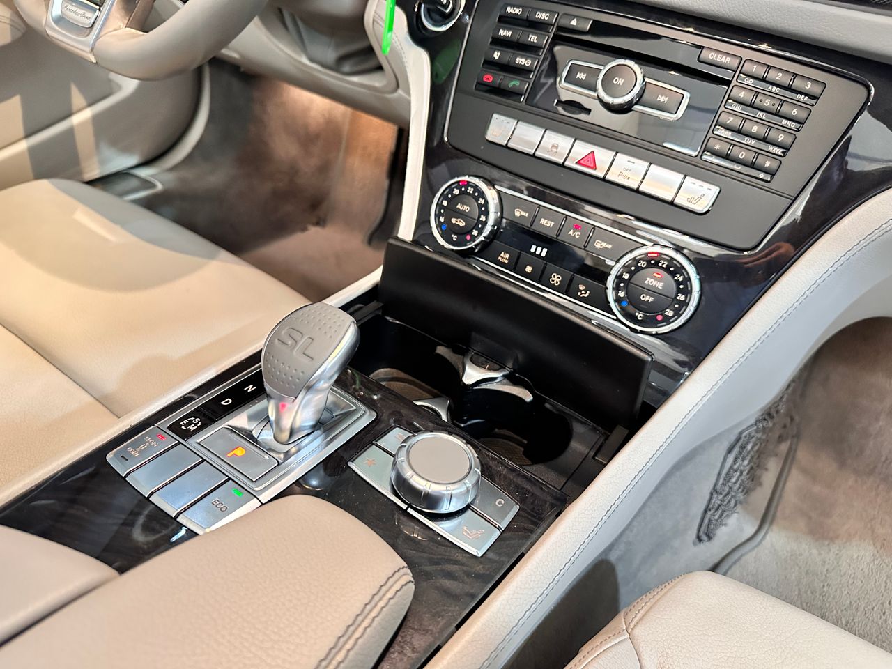 Foto Mercedes-Benz Clase SL 45