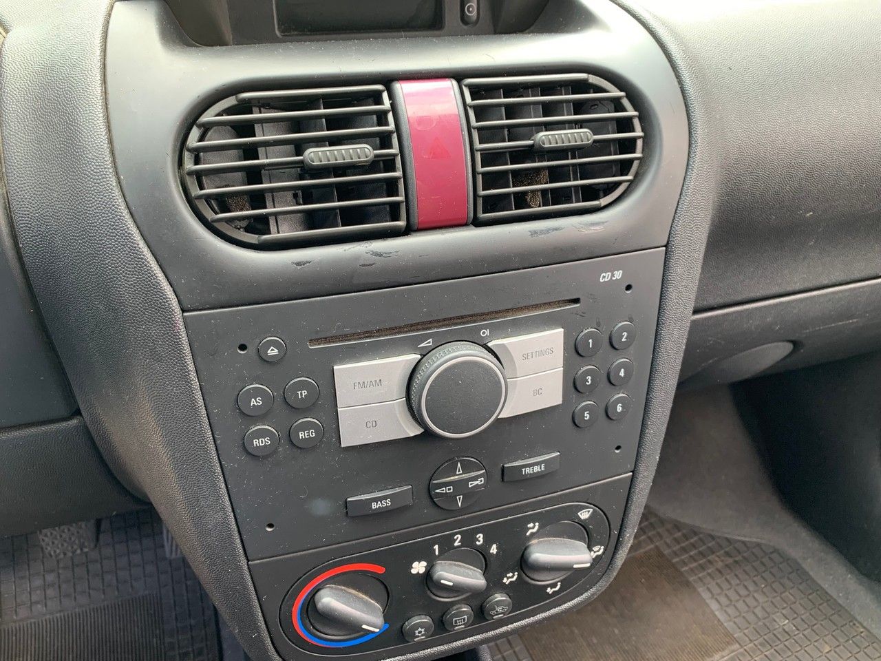 Foto Opel Corsa 10