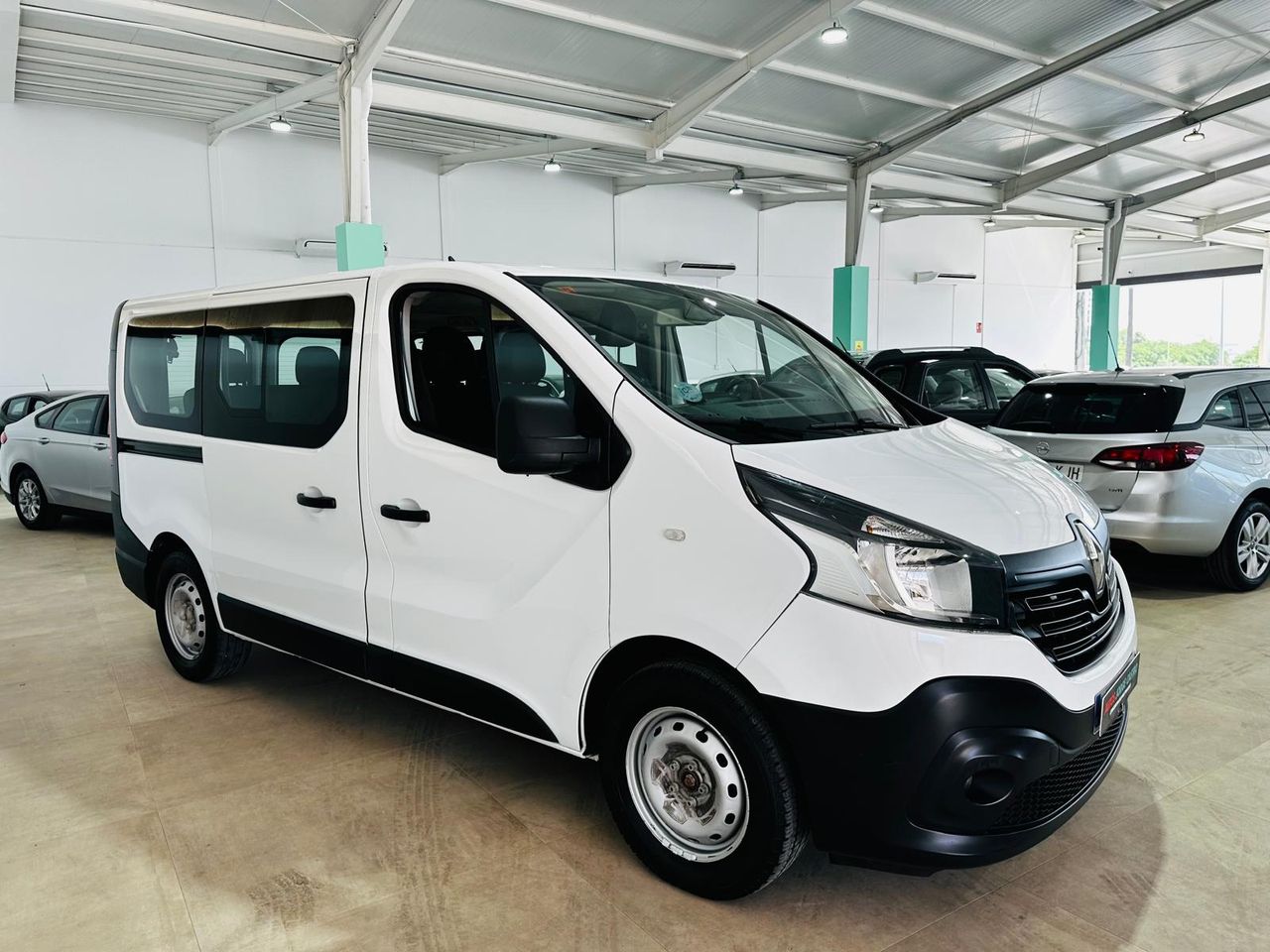 Foto Renault Trafic 13