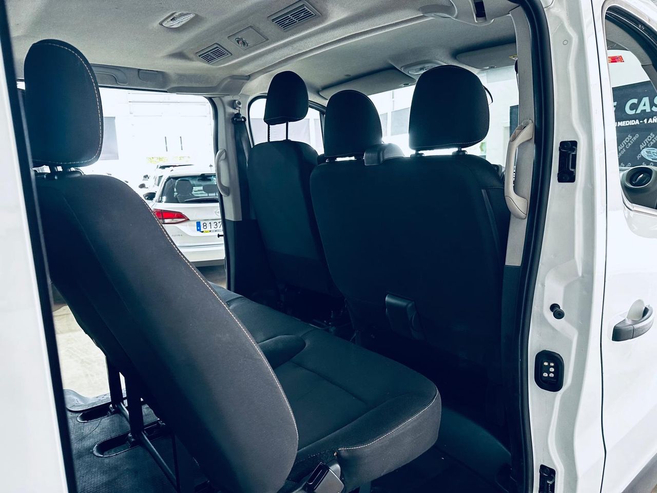 Foto Renault Trafic 17