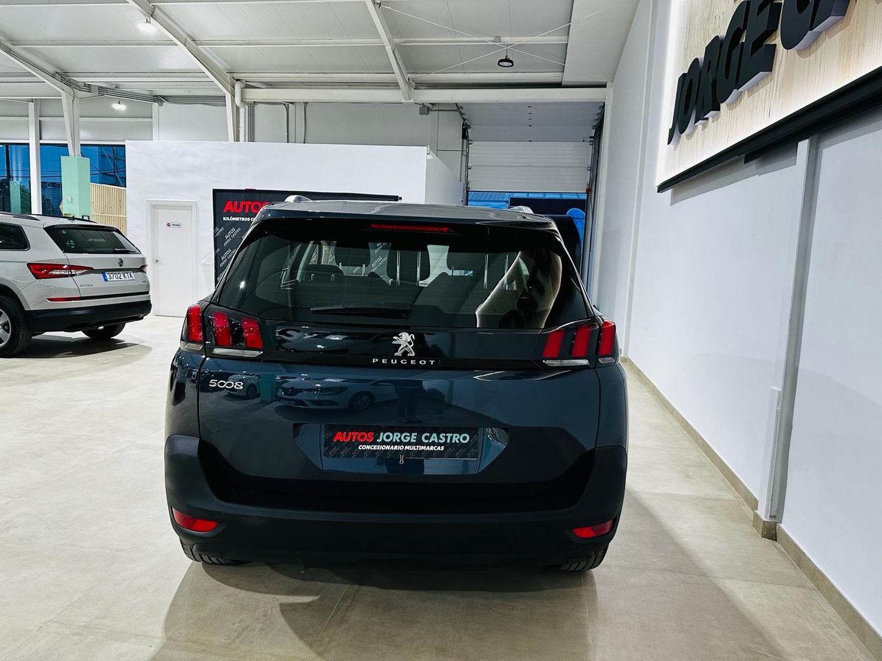 Foto Peugeot 5008 4