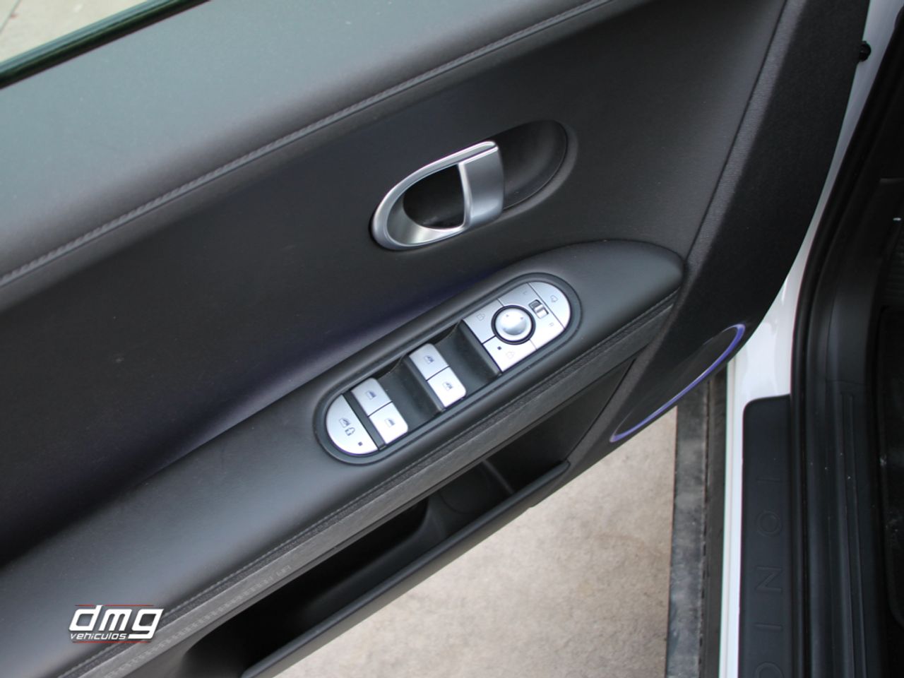Foto Hyundai IONIQ 27