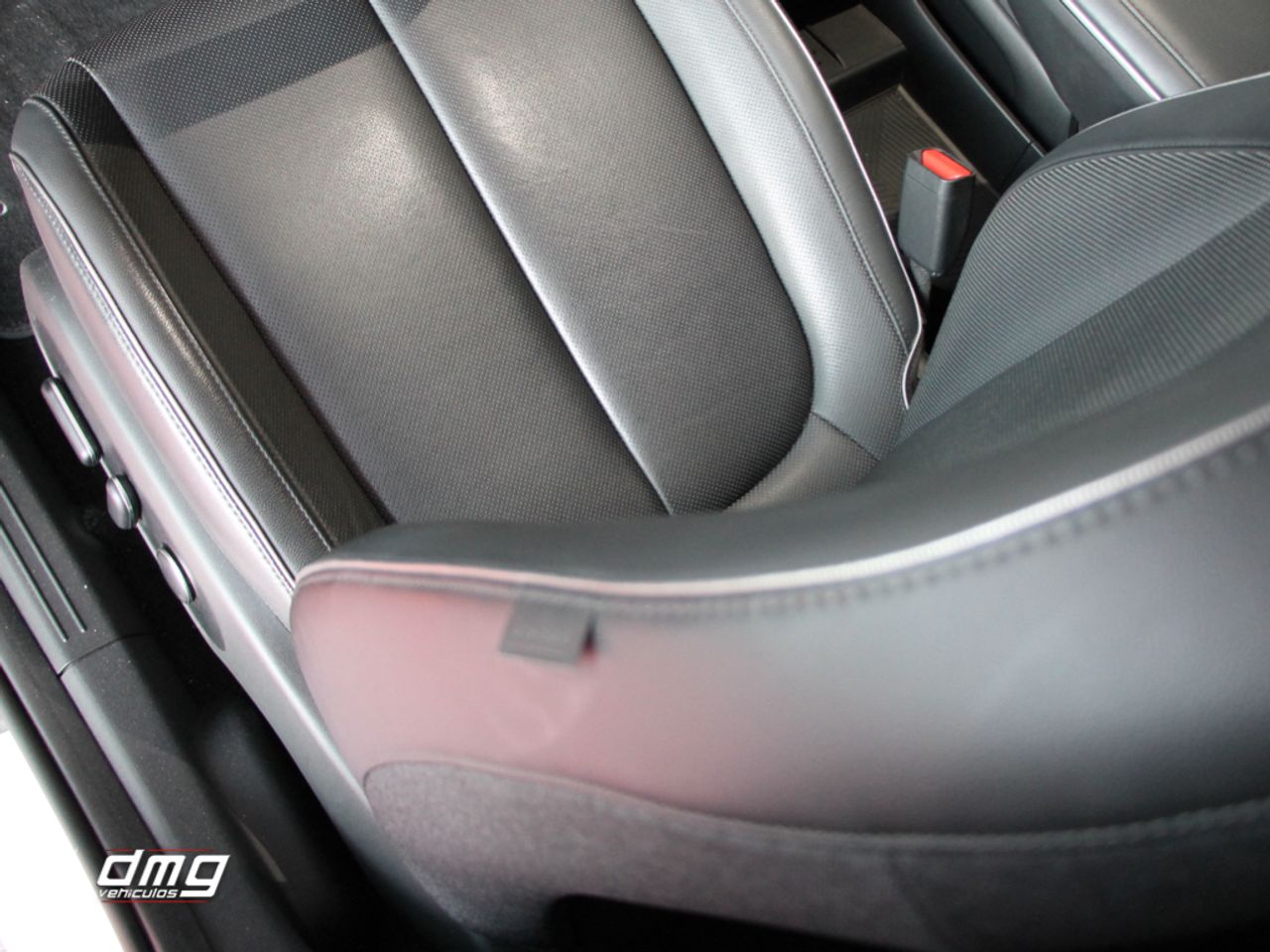 Foto Hyundai IONIQ 29