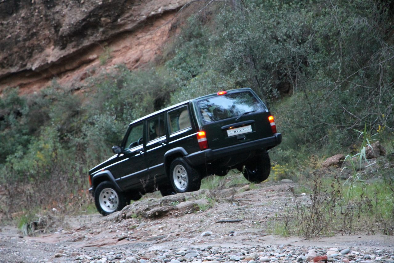 Foto Jeep Cherokee 49