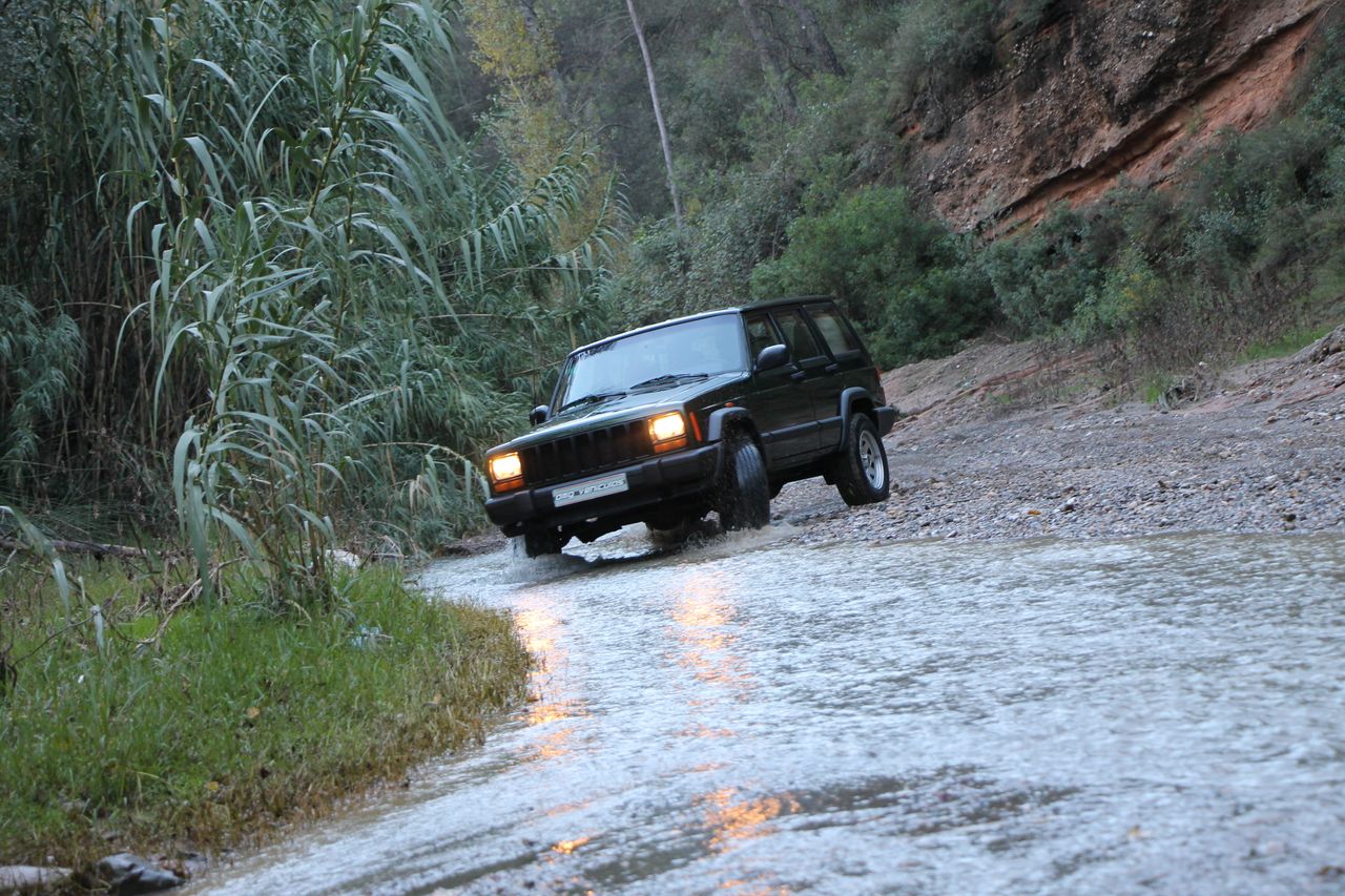 Foto Jeep Cherokee 56