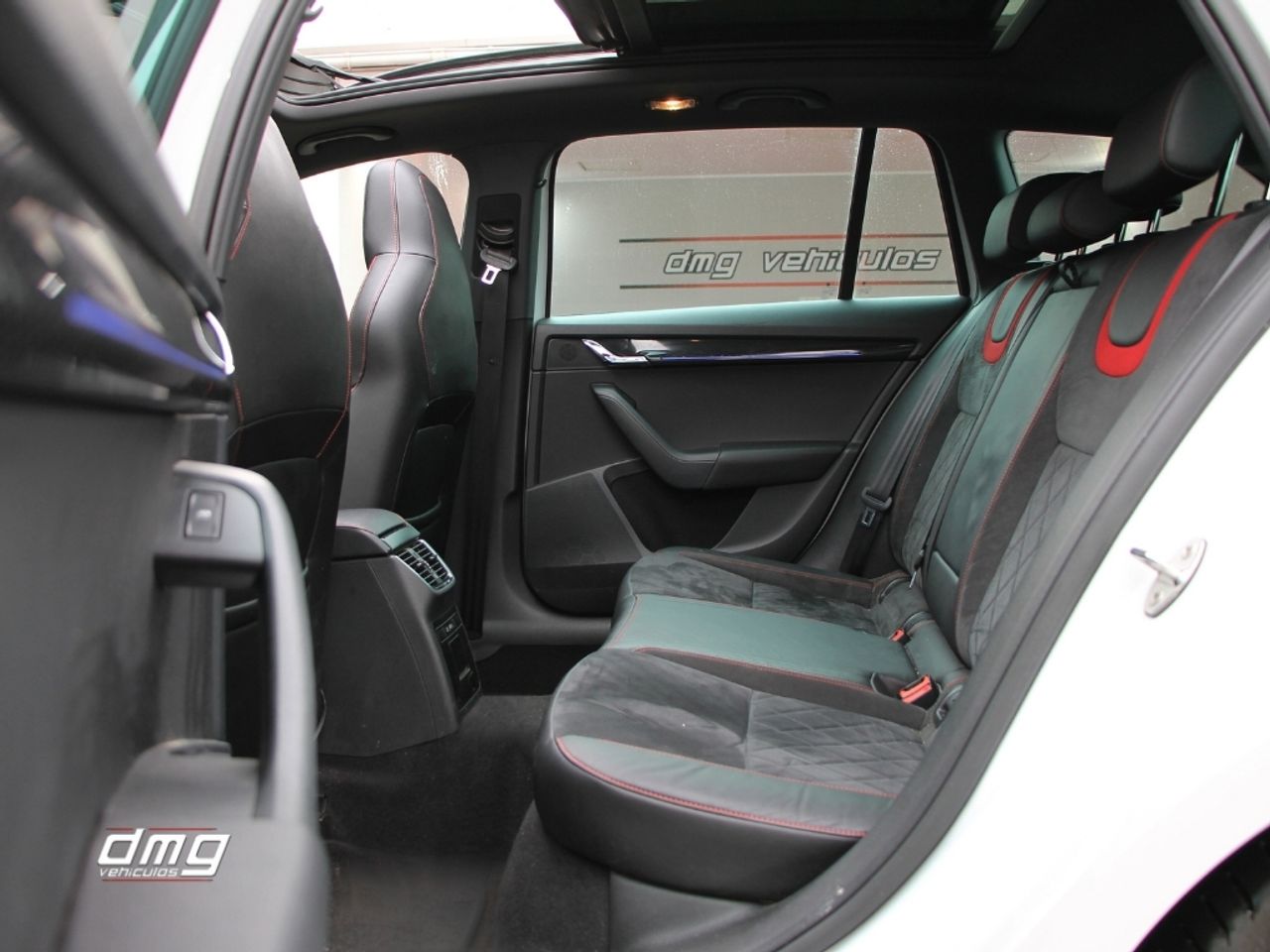 Foto Skoda Octavia 9