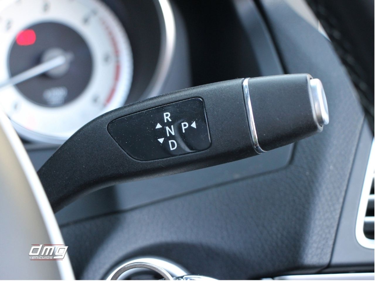 Foto Mercedes-Benz Clase E 25