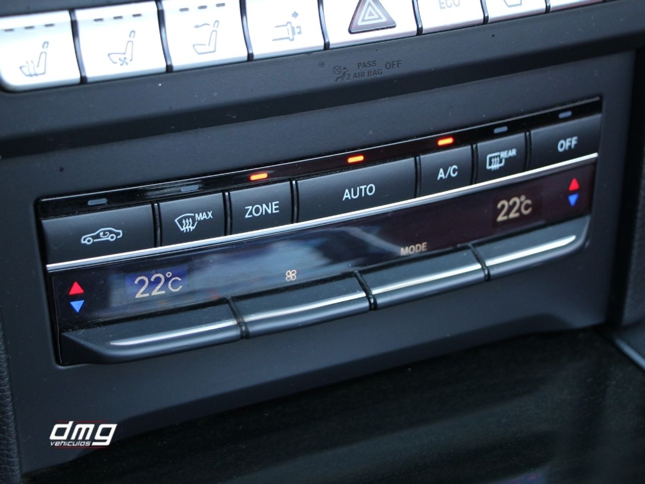 Foto Mercedes-Benz Clase E 30