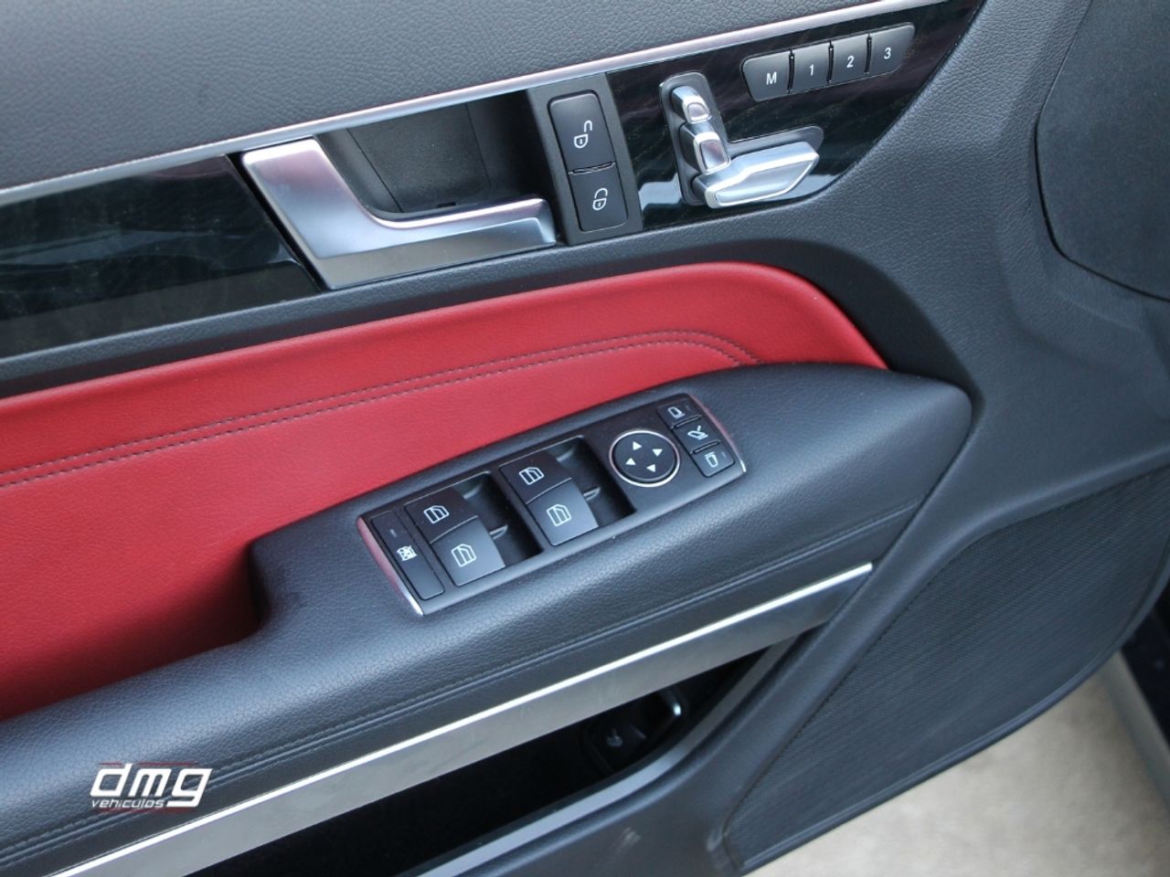 Foto Mercedes-Benz Clase E 33
