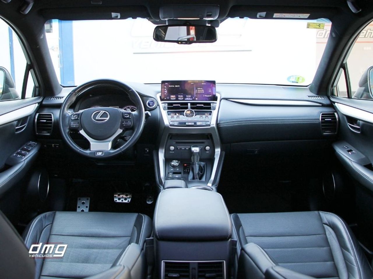 Foto Lexus NX 10
