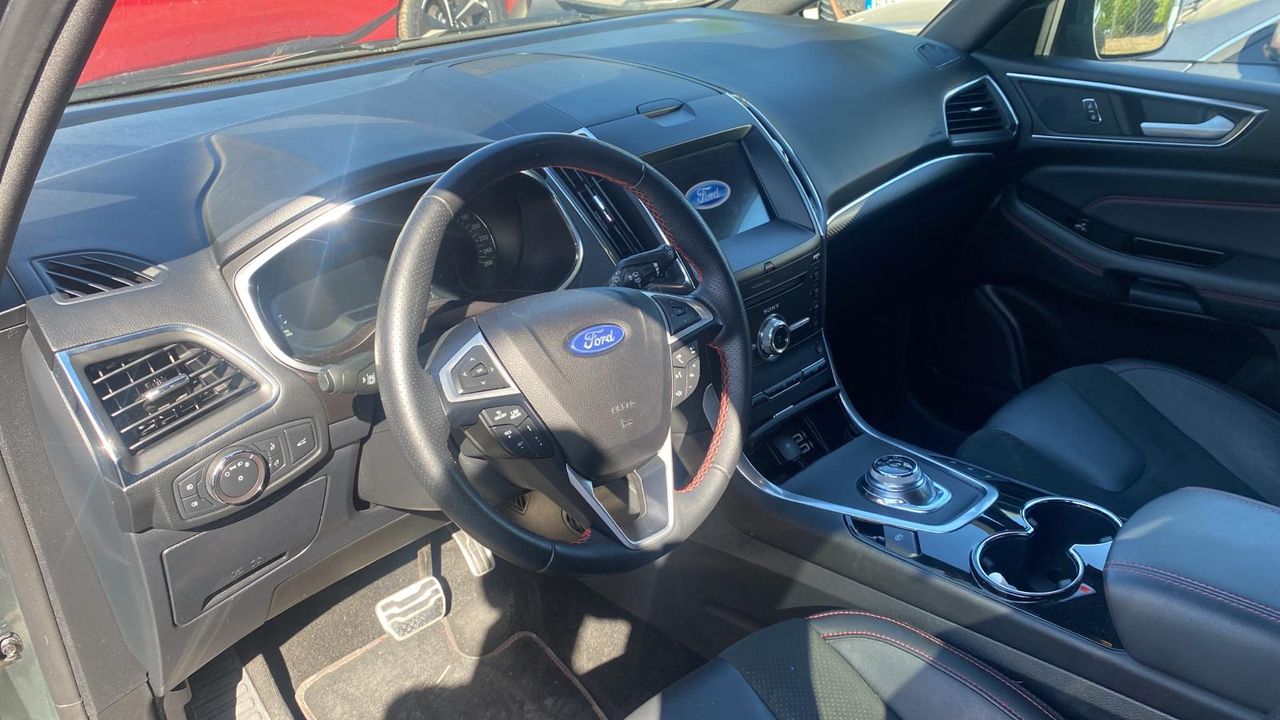 Foto Ford S-Max 6