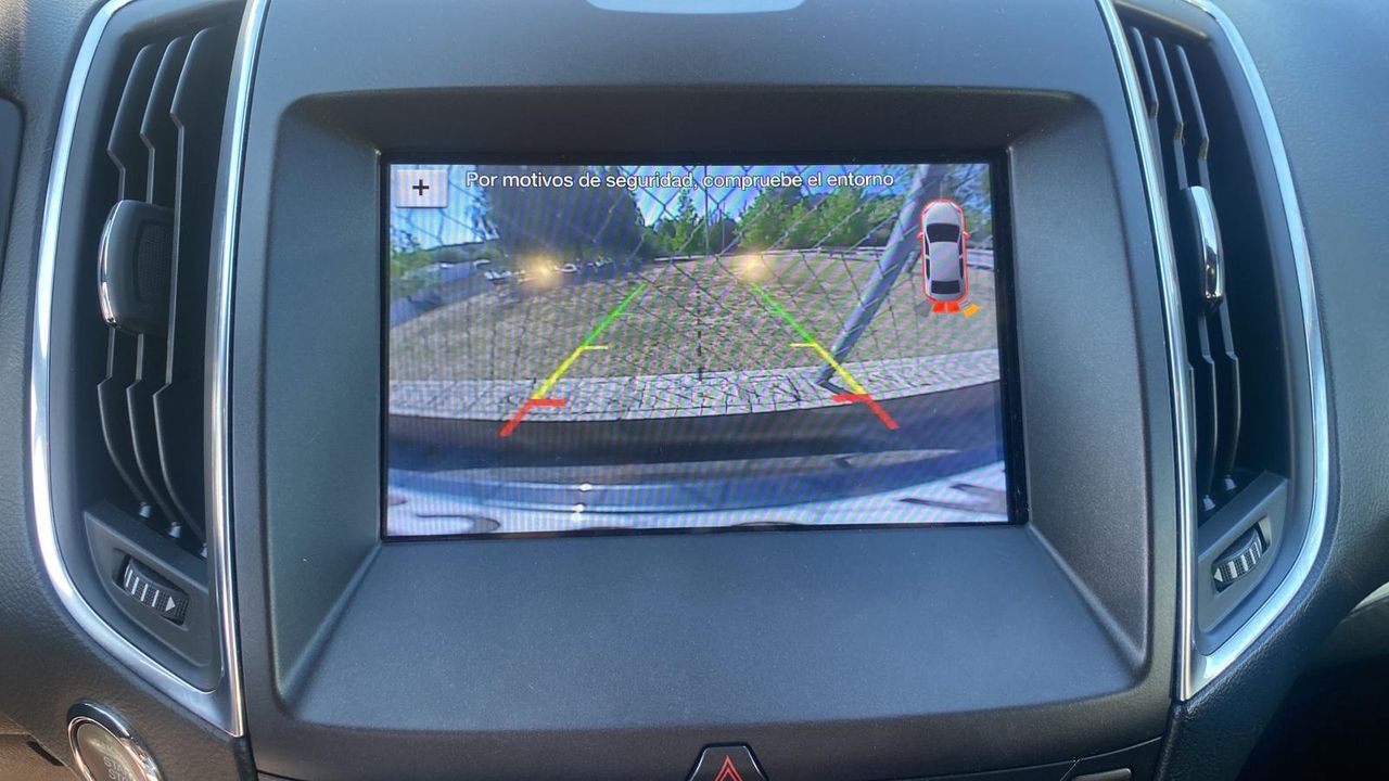 Foto Ford S-Max 8