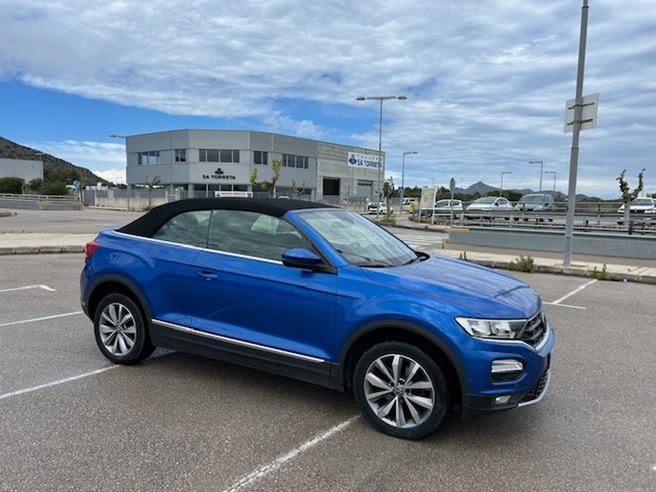 Foto Volkswagen T-Roc 1