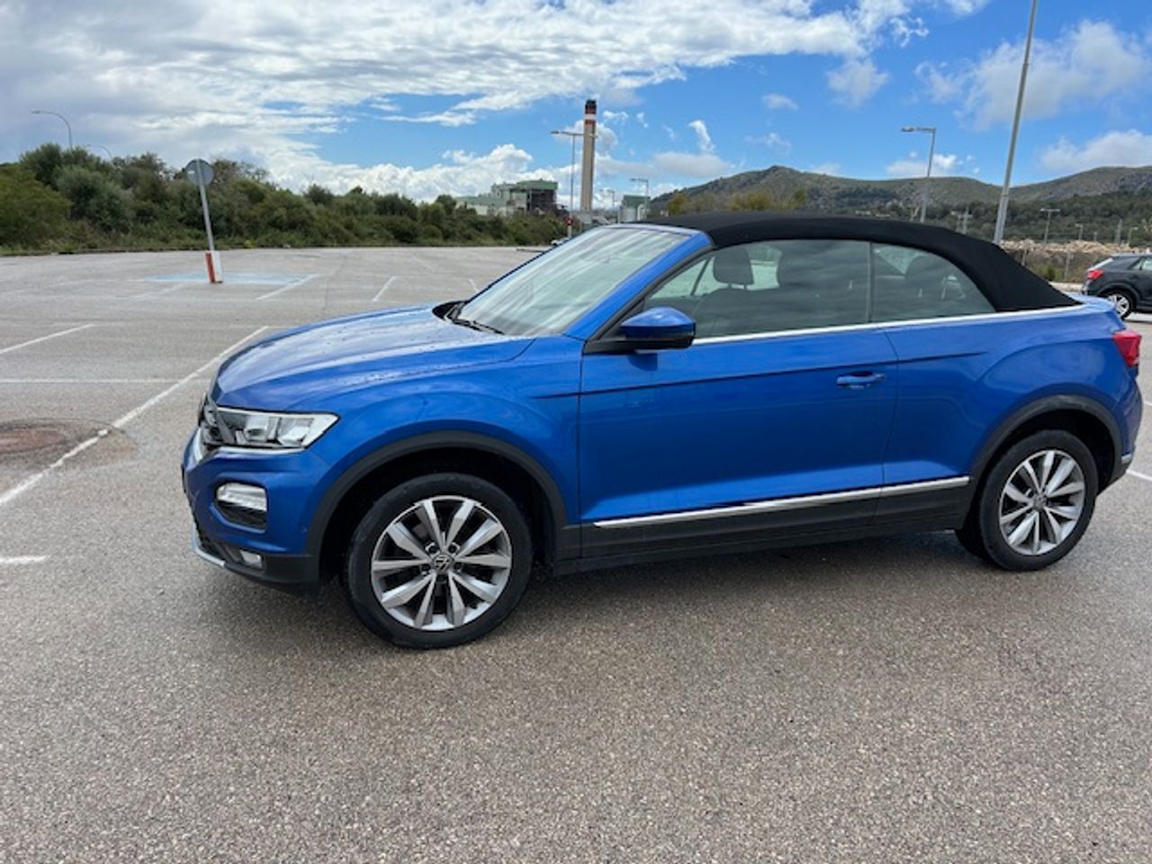 Foto Volkswagen T-Roc 4