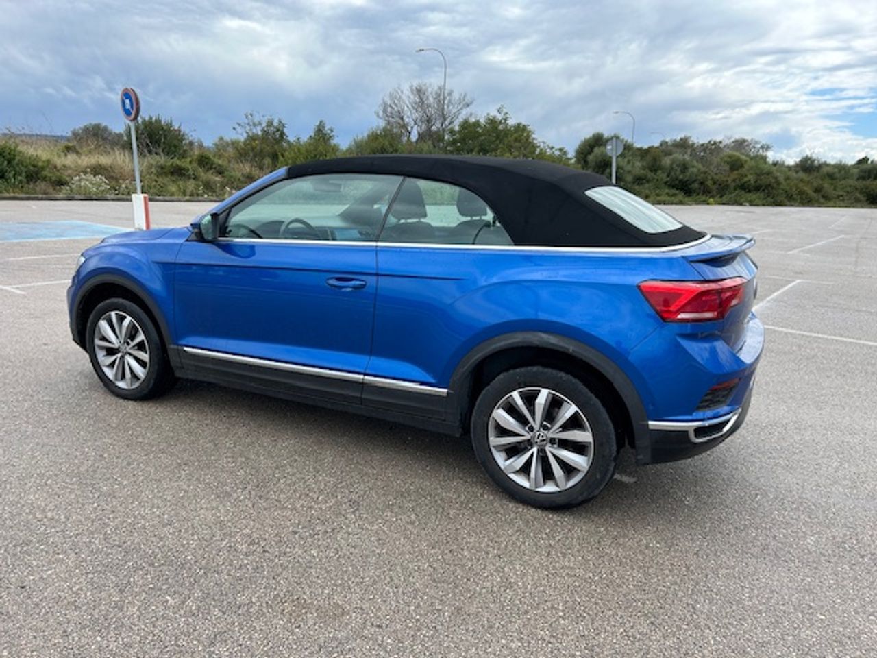 Foto Volkswagen T-Roc 5