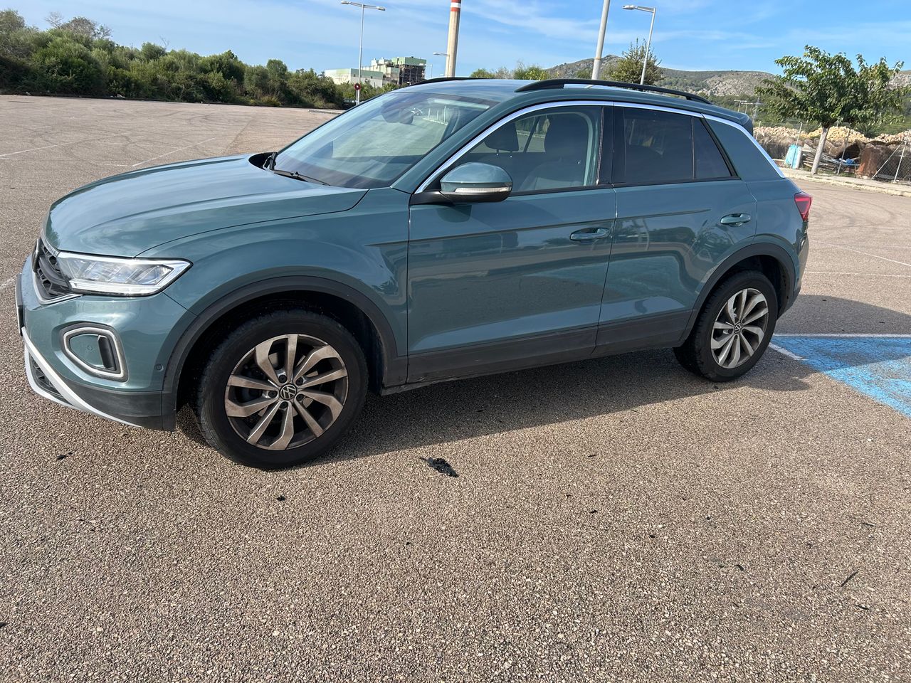 Foto Volkswagen T-Roc 2