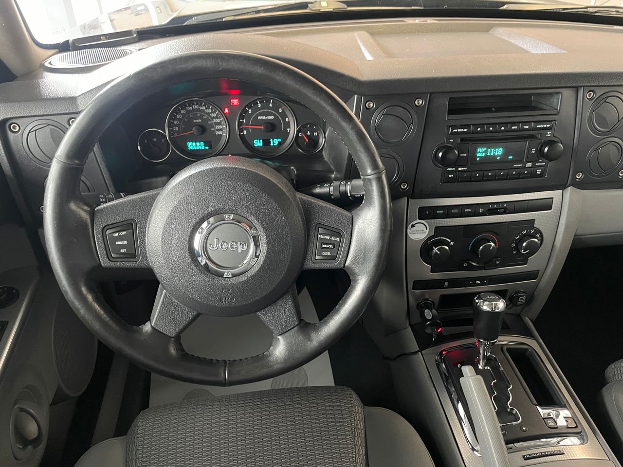 Foto Jeep Commander 17