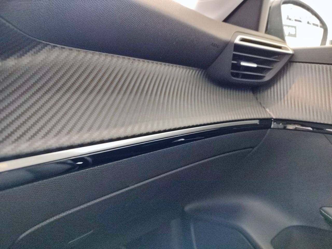 Foto Peugeot 208 9