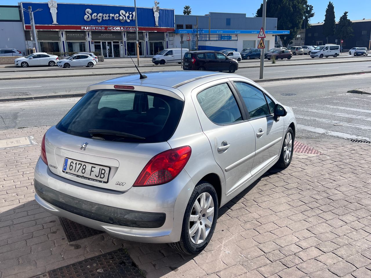 Foto Peugeot 207 4